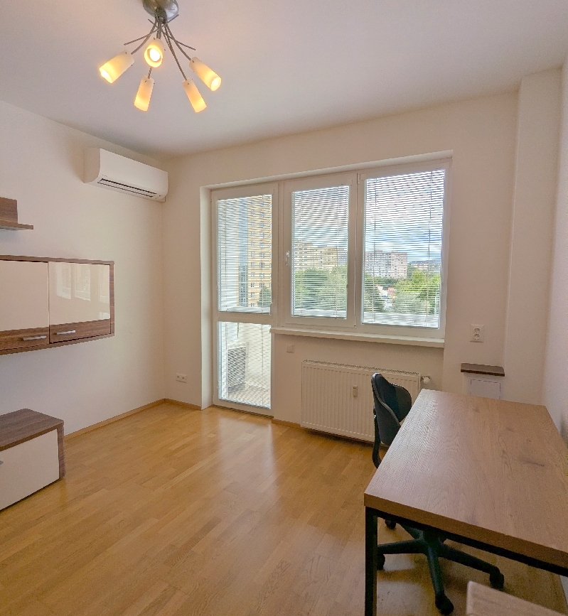 3izb.67m2, 4/5, ČSA, St.mesto